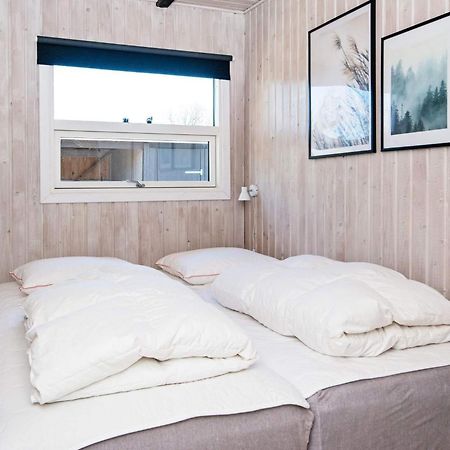 4 Person Holiday Home In Hemmet Exterior foto